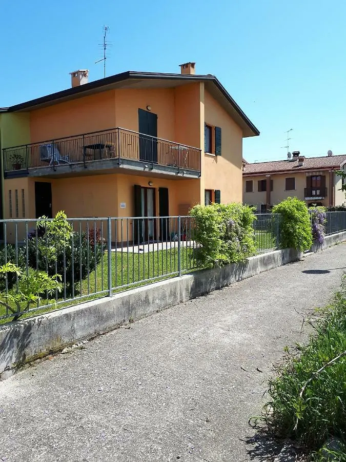 Il Glicine sul Garda casa vacanze Monzambano